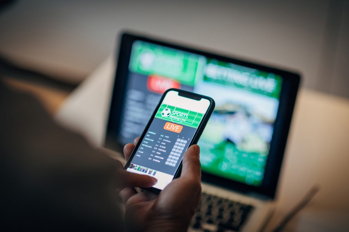Mobile Gambling and Responsibility: What You Need to Know